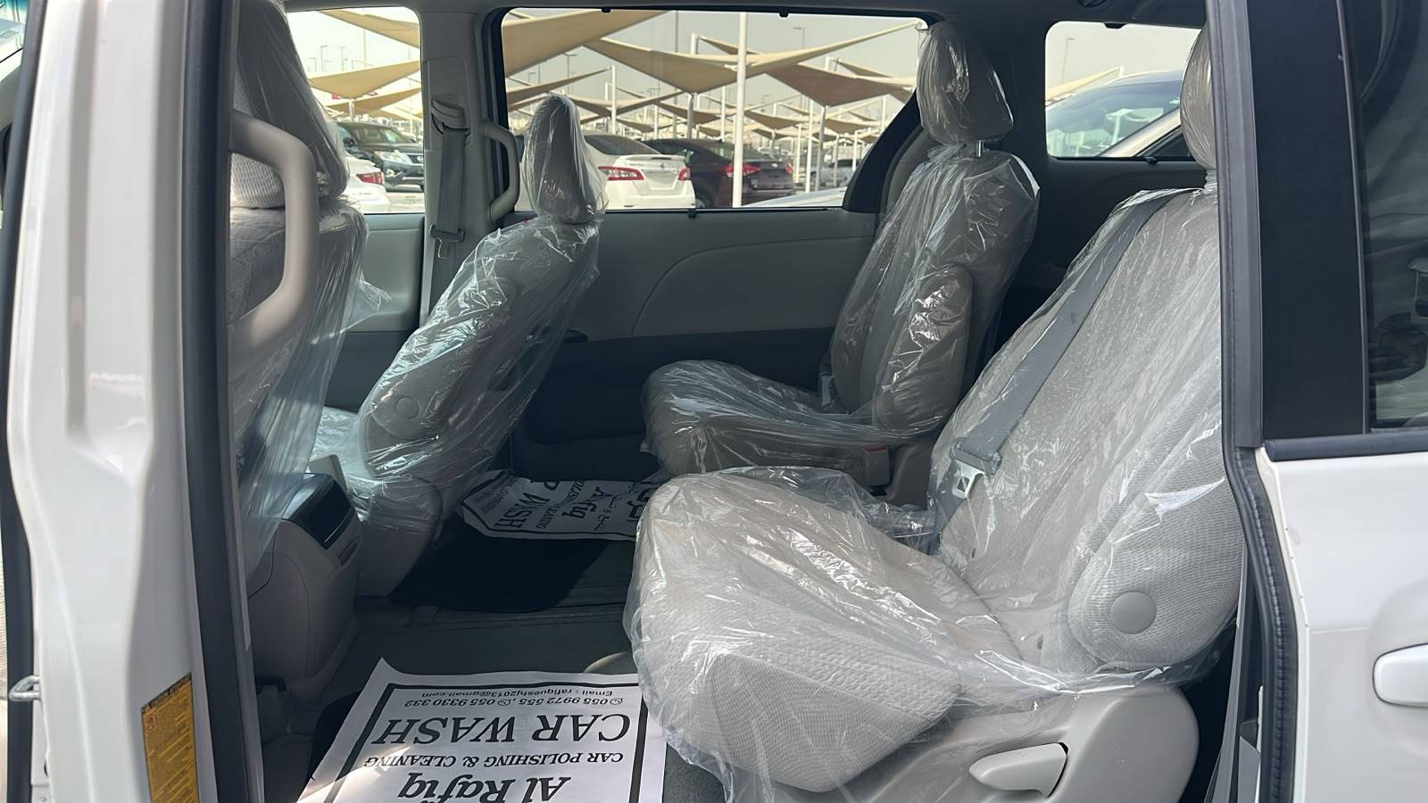2014 TOYOTA SIENNA — 217382 Miles — Lot 5ES505903 — Souq - Marhaba Auctions Used Cars - Image 6