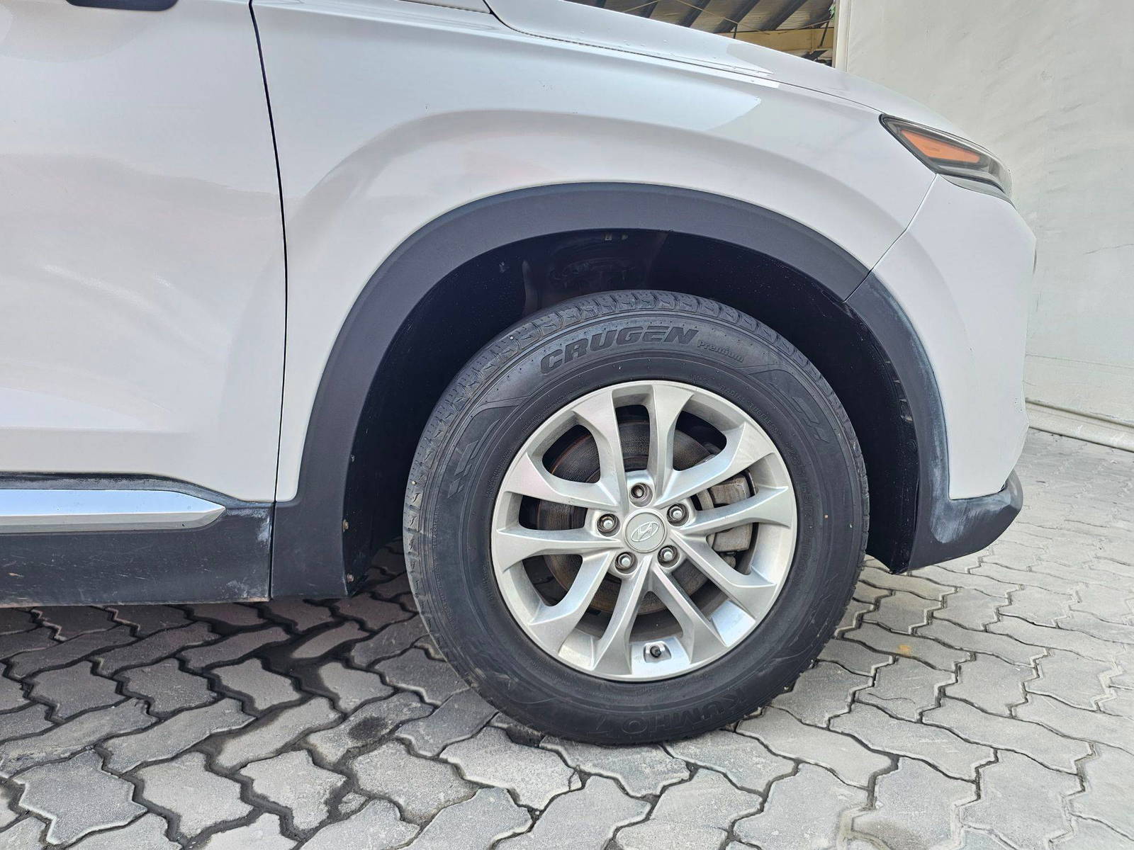 2019 HYUNDAI SANTA FE — 137584 Miles — Lot KH100079 — Souq - Marhaba Auctions Used Cars - Image 11