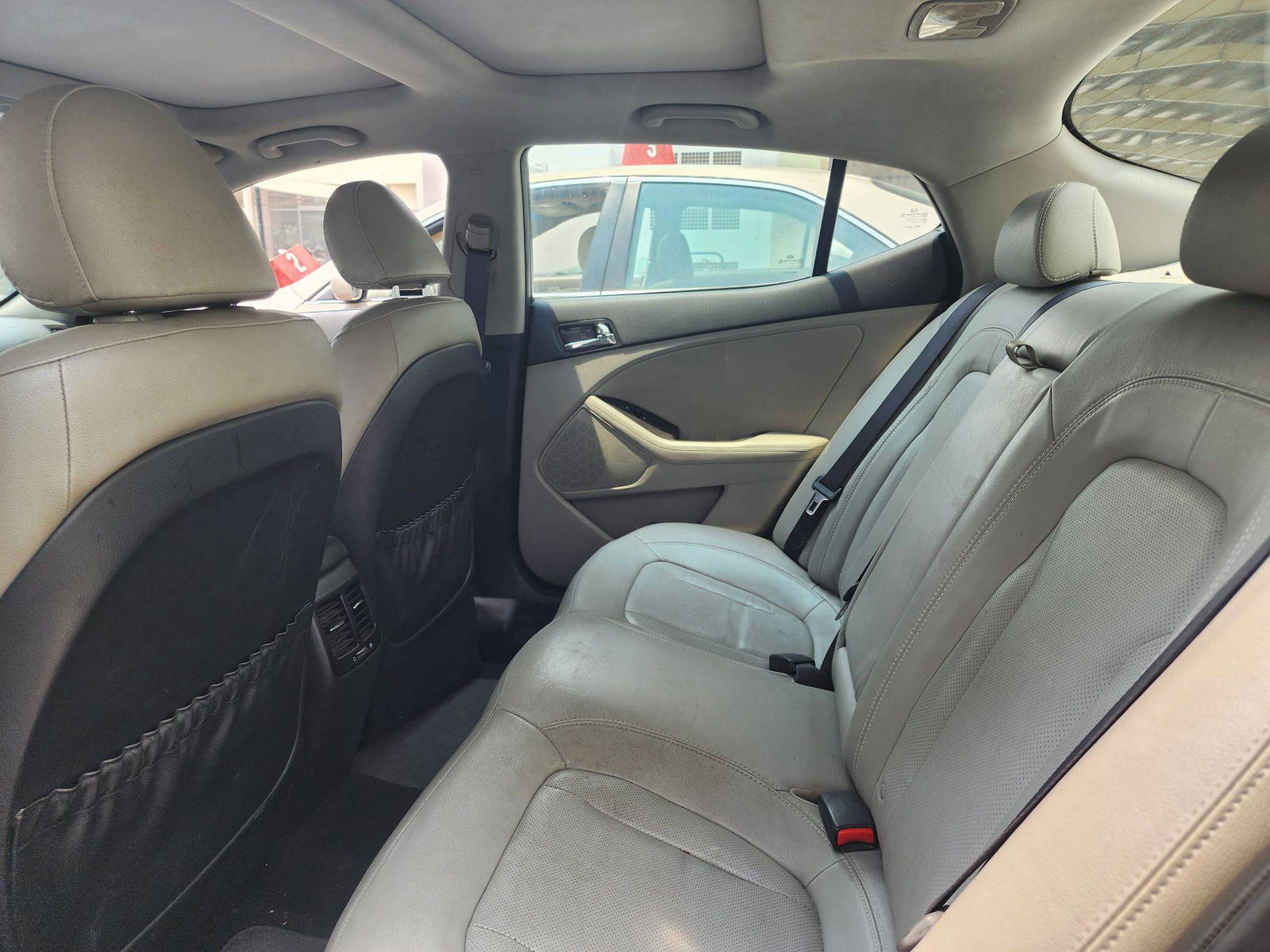 2011 KIA OPTIMA — 154517 Miles — Lot 45551374 — Souq - Marhaba Auctions Used Cars - Image 6
