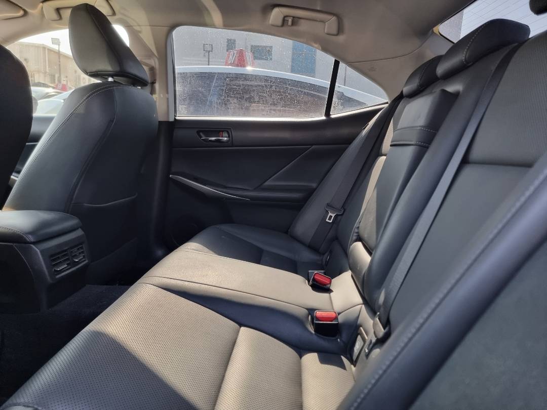 2014 LEXUS IS 250 — 98787 Miles — Lot 036236 — Ind. 12 - Marhaba Auctions Used Cars - Image 6
