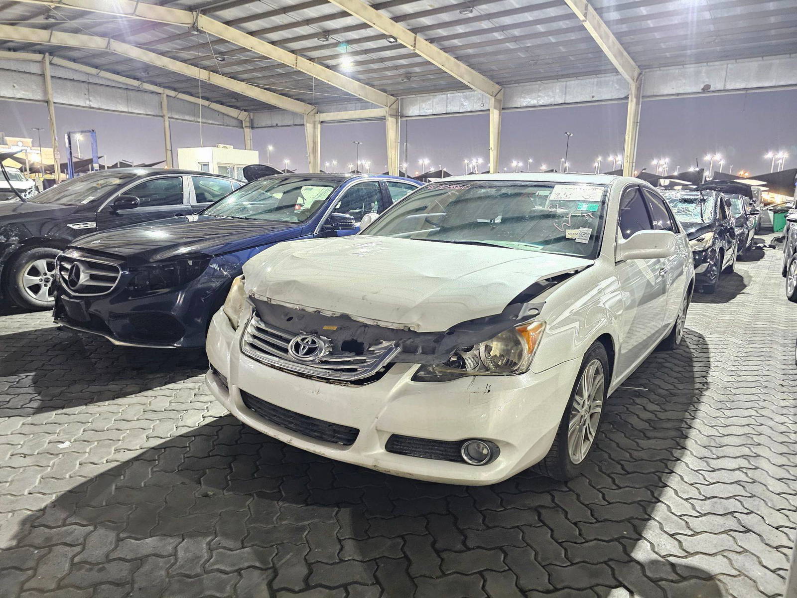 2009 TOYOTA AVALON — 155307 Miles — Lot 6B69U326044 — Souq - Marhaba Auctions Used Cars - Image 5