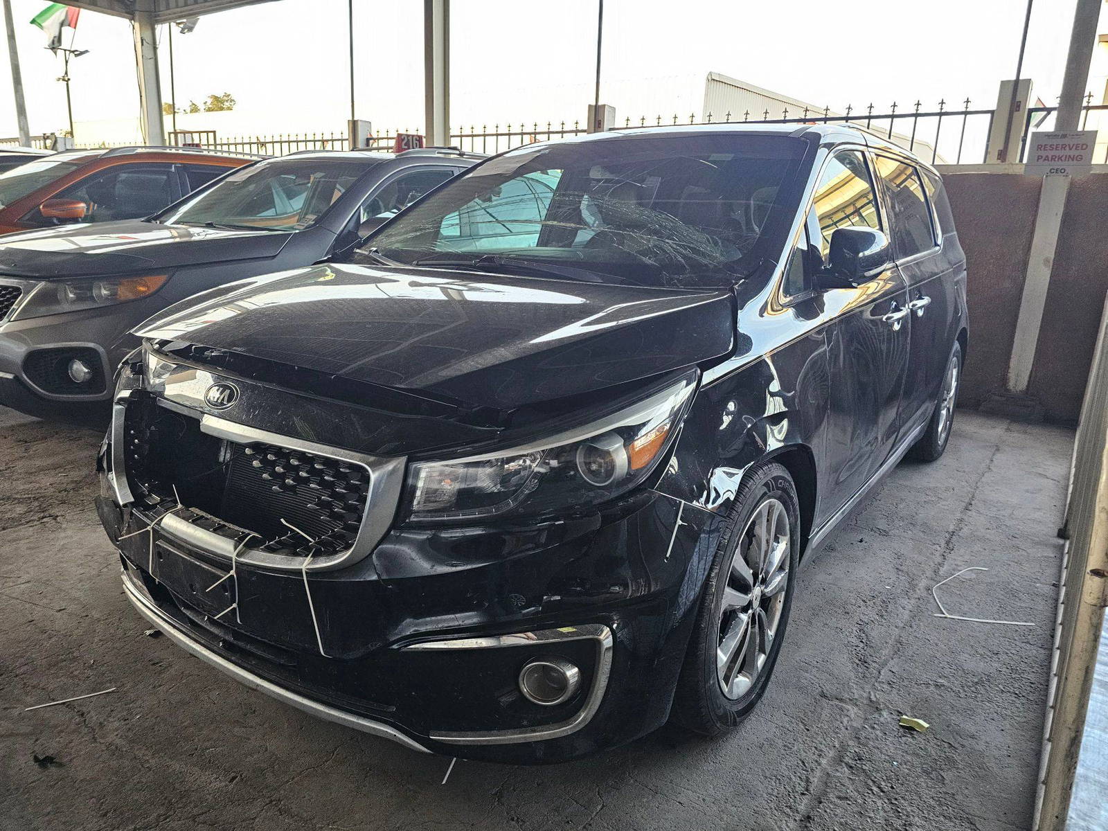 2017 KIA SEDONA — 115522 Miles — Lot 4H6278977 — Main - Marhaba Auctions Used Cars - Image 4