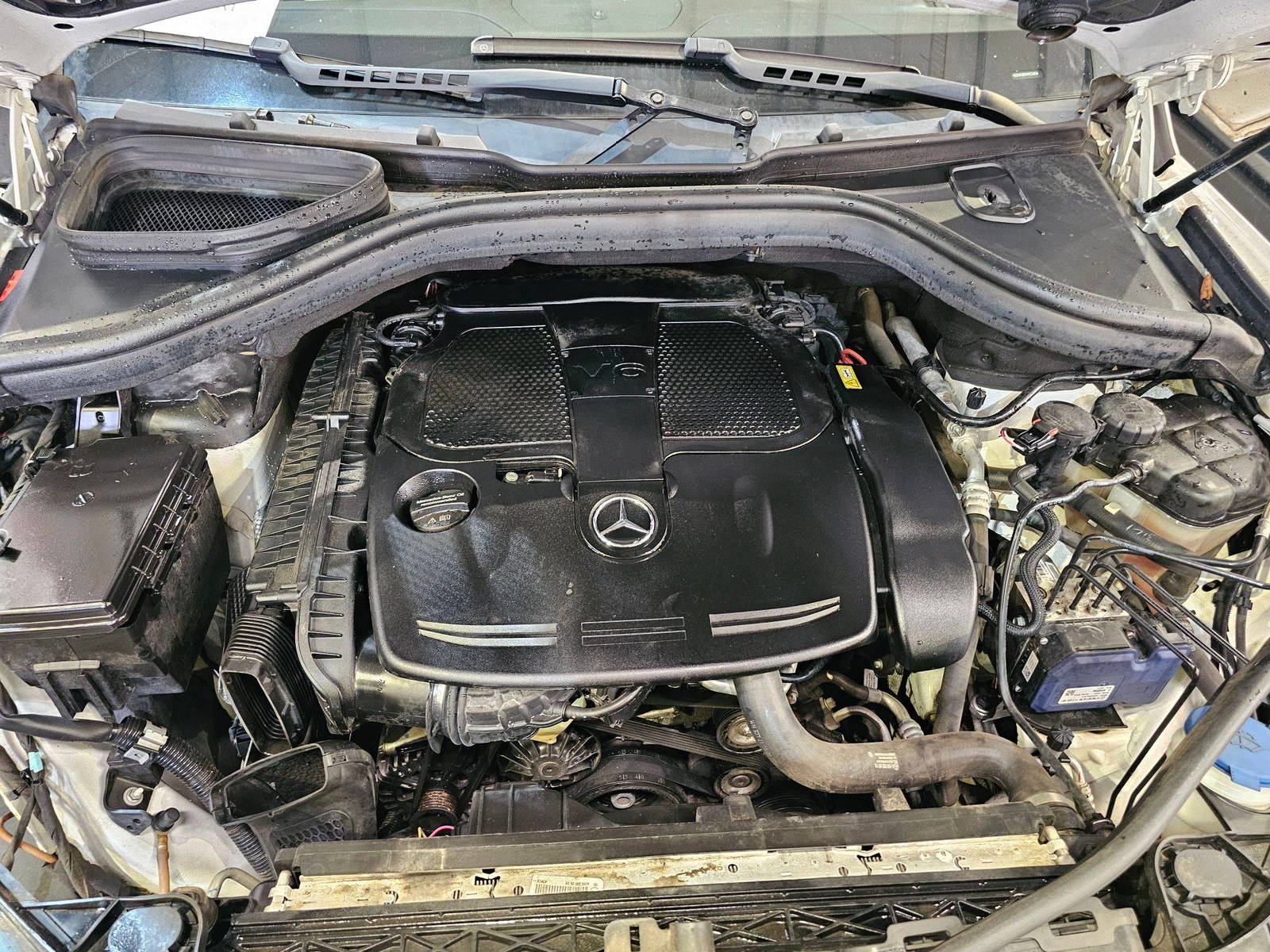 MERCEDES BENZ GLE 350 2017 - Marhaba Auction Used Cars - Image 12