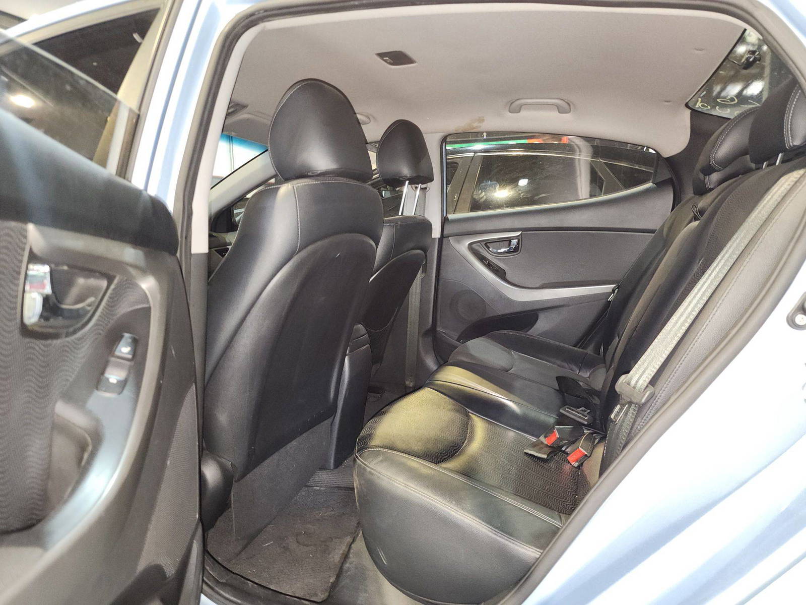 2012 HYUNDAI AVANTE — 233535 KM — Lot 593979 — Main - Marhaba Auctions Used Cars - Image 8