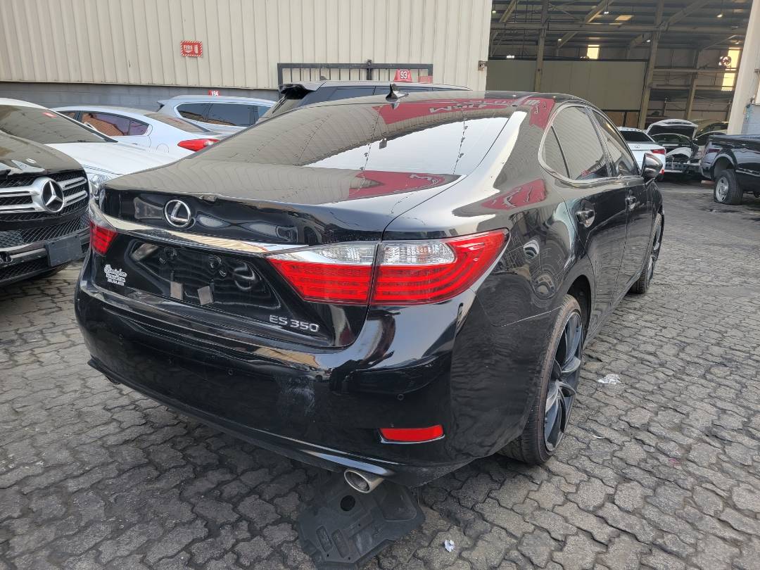 2013 LEXUS ES 350 — 155489 Miles — Lot D2055916 — Main - Marhaba Auctions Used Cars - Image 6