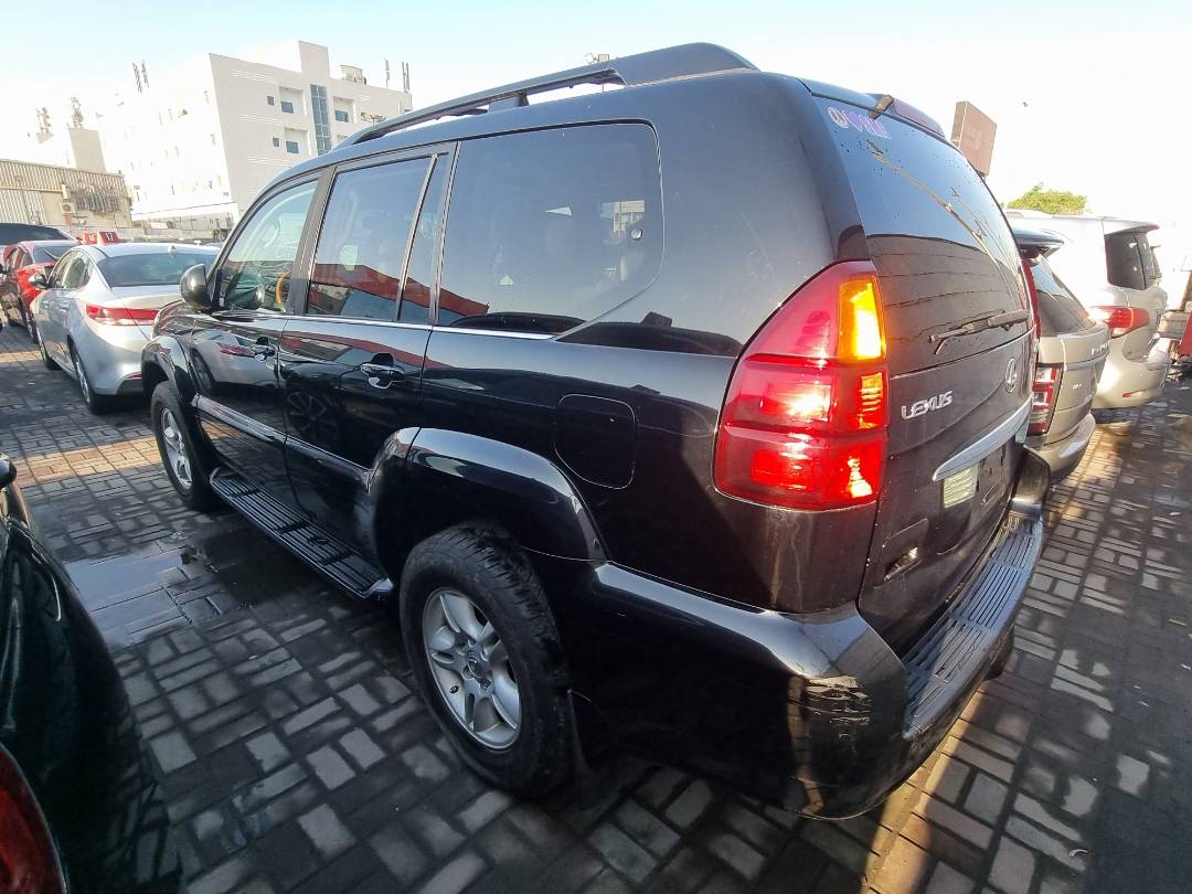 2004 LEXUS GX 470 — 212485 Miles — Lot 62912 — Ind. 12 - Marhaba Auctions Used Cars - Image 4