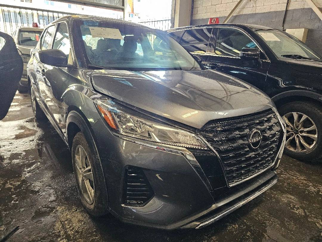 NISSAN KICKS