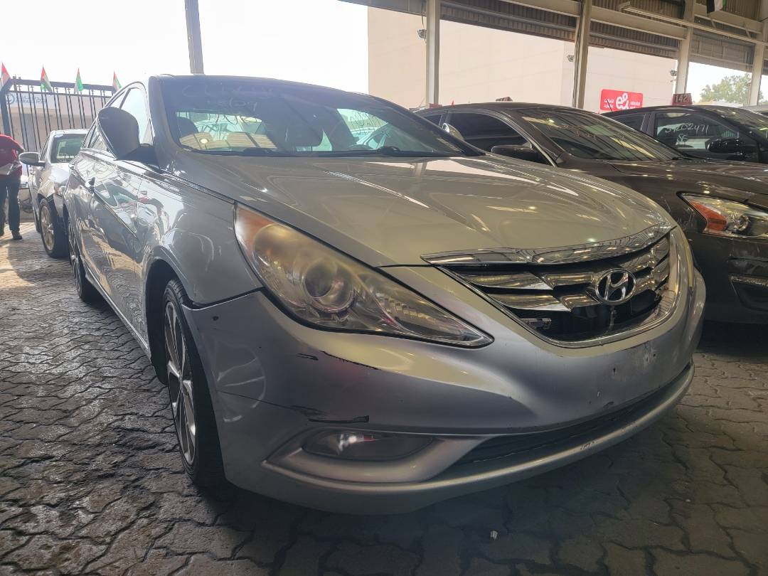 2013 HYUNDAI SONATA — 213125 Miles — Lot 231093 — Main - Marhaba Auctions Used Cars - Image 4
