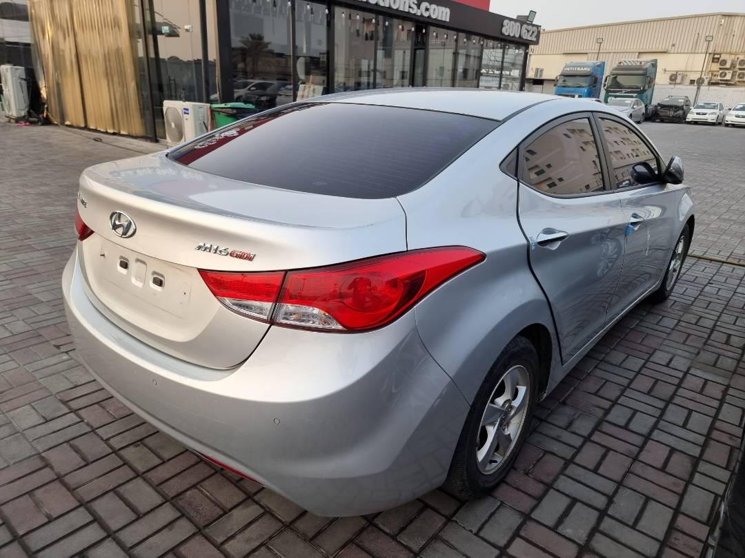 2012 HYUNDAI AVANTE — 214377 KM — Lot 215487 — Main - Marhaba Auctions Used Cars - Image 4
