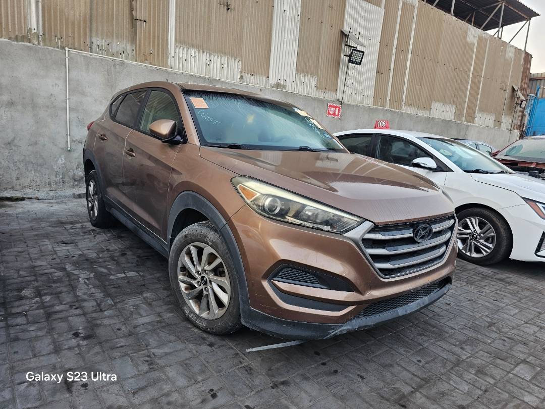 2016 HYUNDAI TUCSON — 177786 Miles — Lot 3228033 — Souq - Marhaba Auctions Used Cars - Image 3