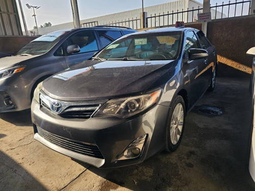 TOYOTA CAMRY