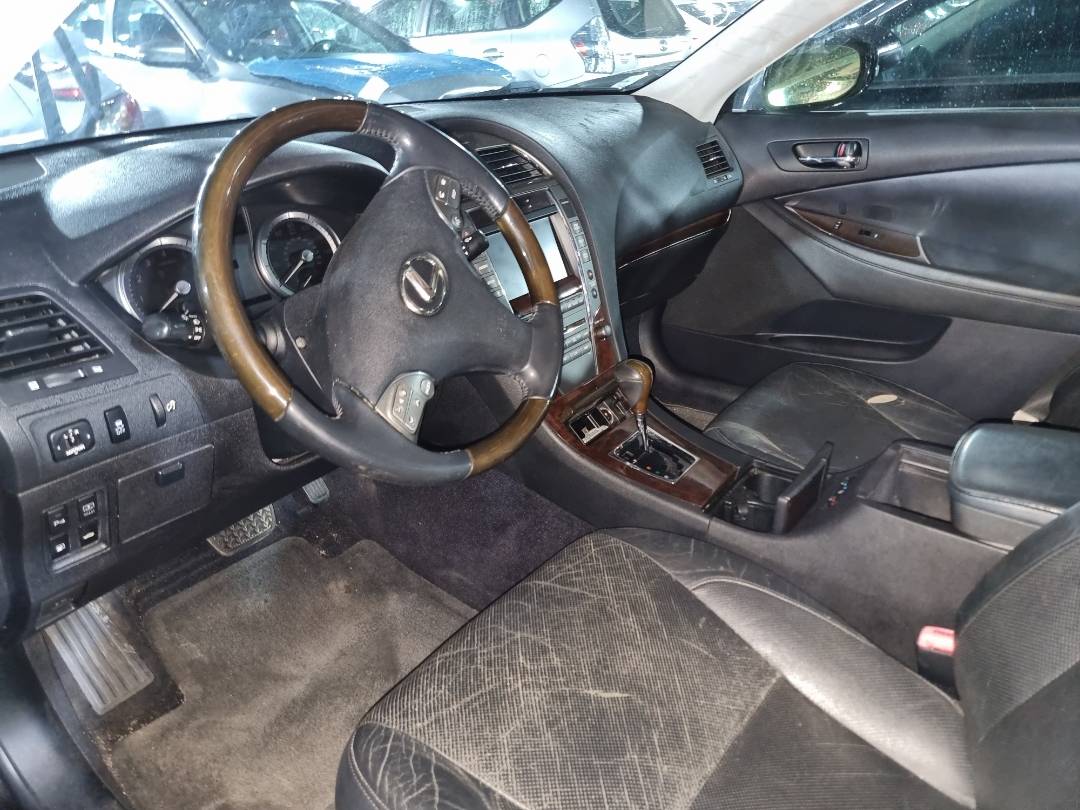 2012 LEXUS ES 350 — 213301 Miles — Lot 43097654 - Marhaba Auctions Used Cars - Image 5