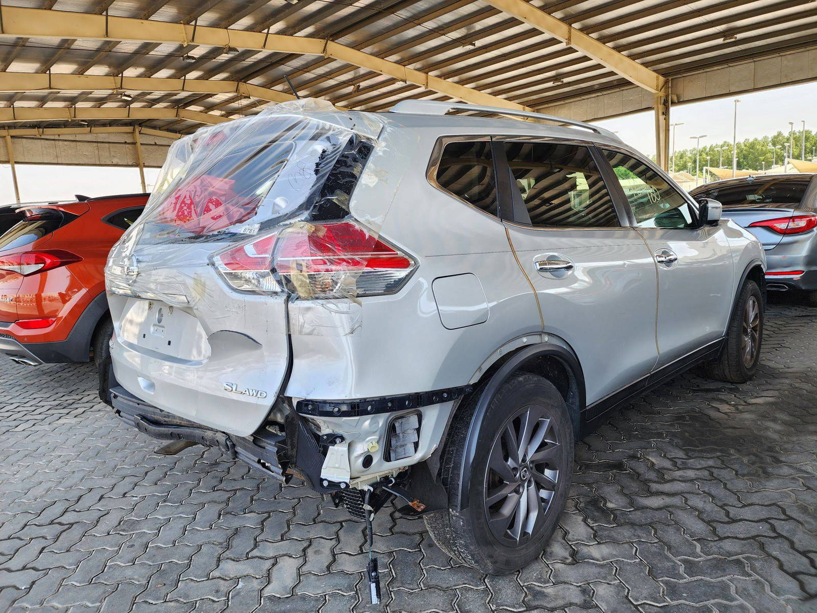 2016 NISSAN ROGUE — 104655 Miles — Lot 39410480 — Souq - Marhaba Auctions Used Cars - Image 3