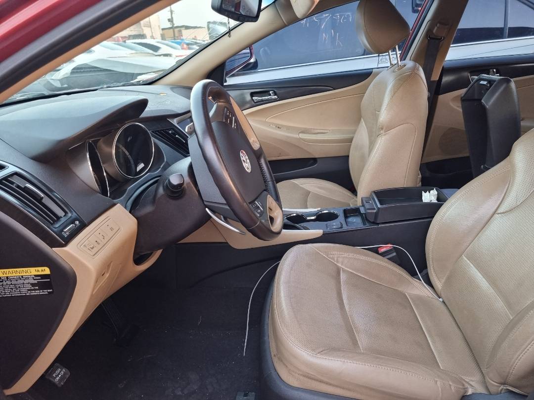 2014 HYUNDAI SONATA — 151795 Miles — Lot 215487 — Ind. 12 - Marhaba Auctions Used Cars - Image 6