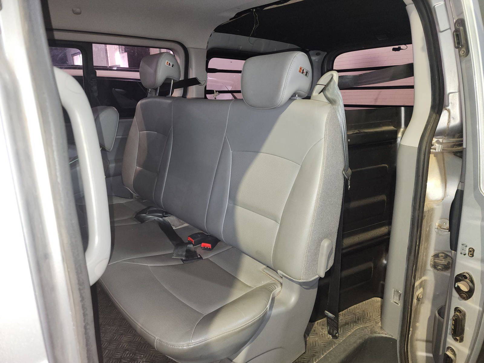 HYUNDAI GRAND STAREX 2016 - Marhaba Auction Used Cars - Image 7