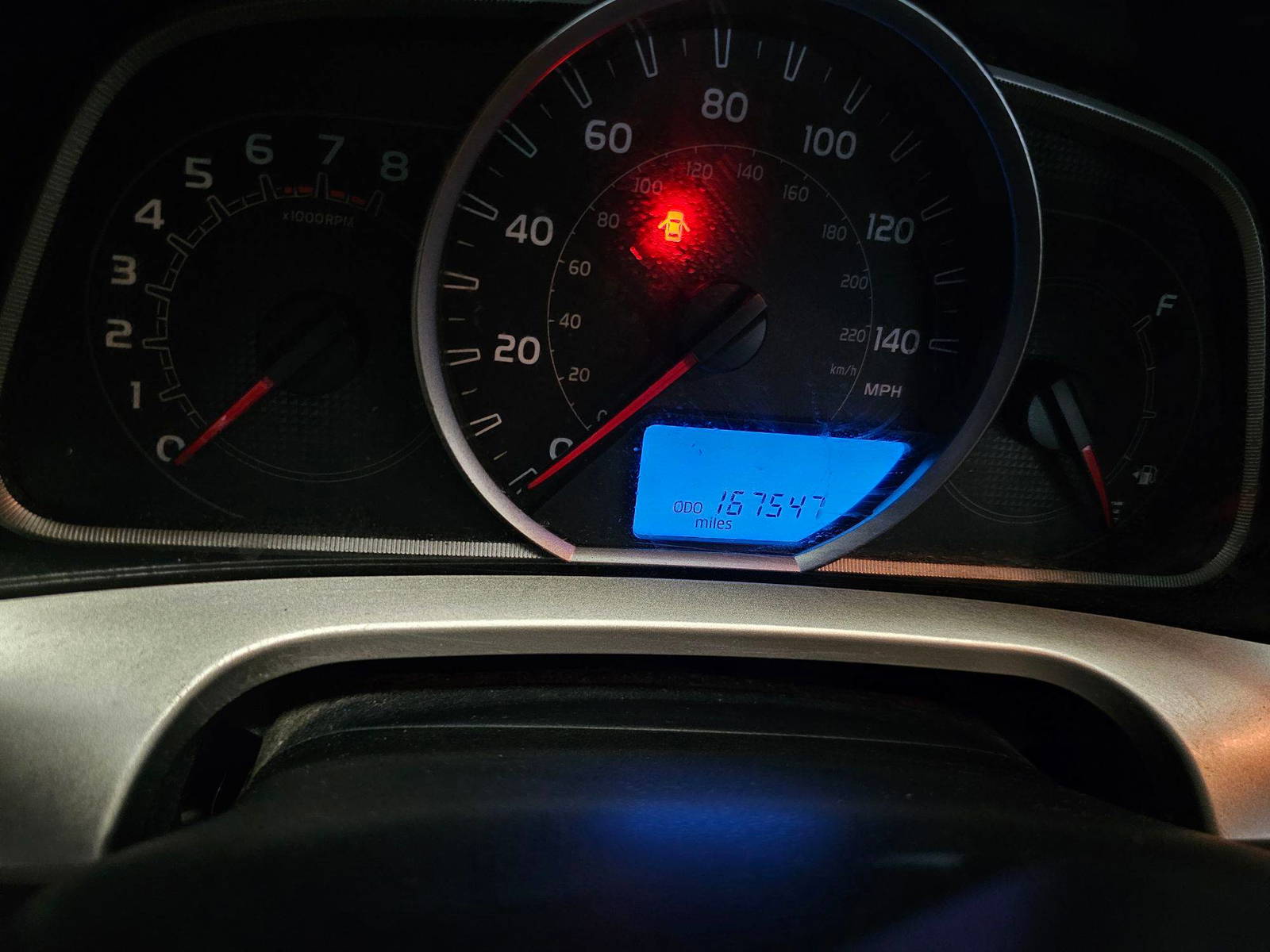2013 TOYOTA RAV4 — 167547 Miles — Lot 94414415 — Souq - Marhaba Auctions Used Cars - Image 9