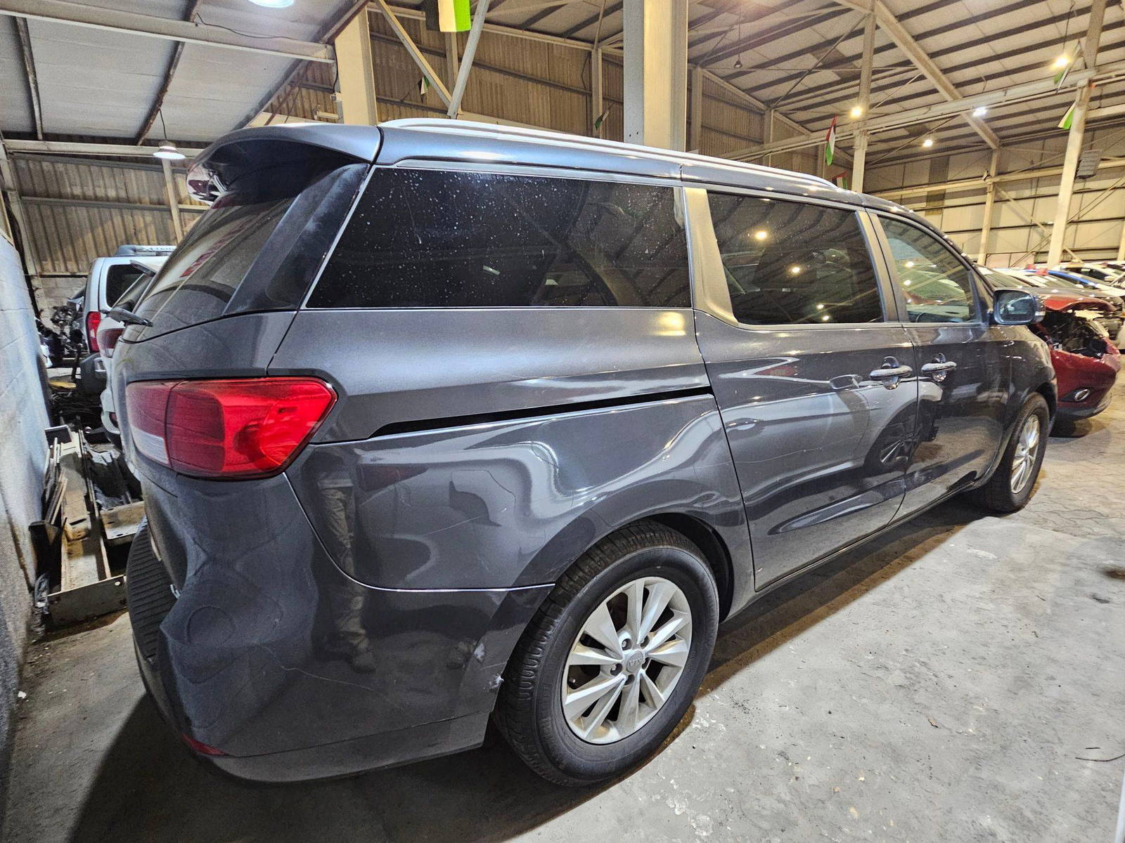 KIA SEDONA 2015 - Marhaba Auction Used Cars - Image 3