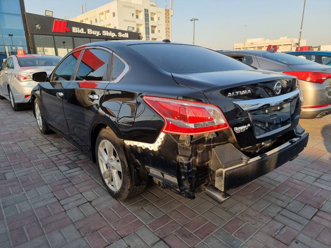 2013 NISSAN ALTIMA — 205032 Miles — Lot 78547403 — Souq - Marhaba Auctions Used Cars - Image 5