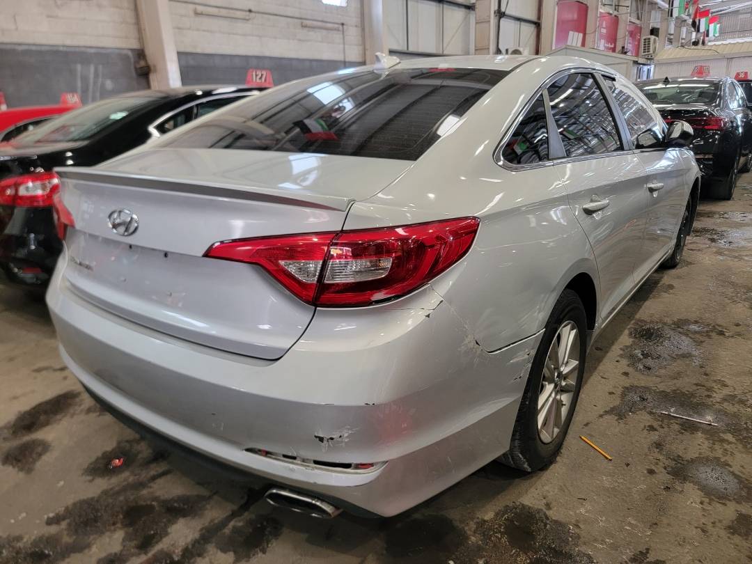 2017 HYUNDAI SONATA — 88438 Miles — Lot 530046 — Main - Marhaba Auctions Used Cars - Image 4