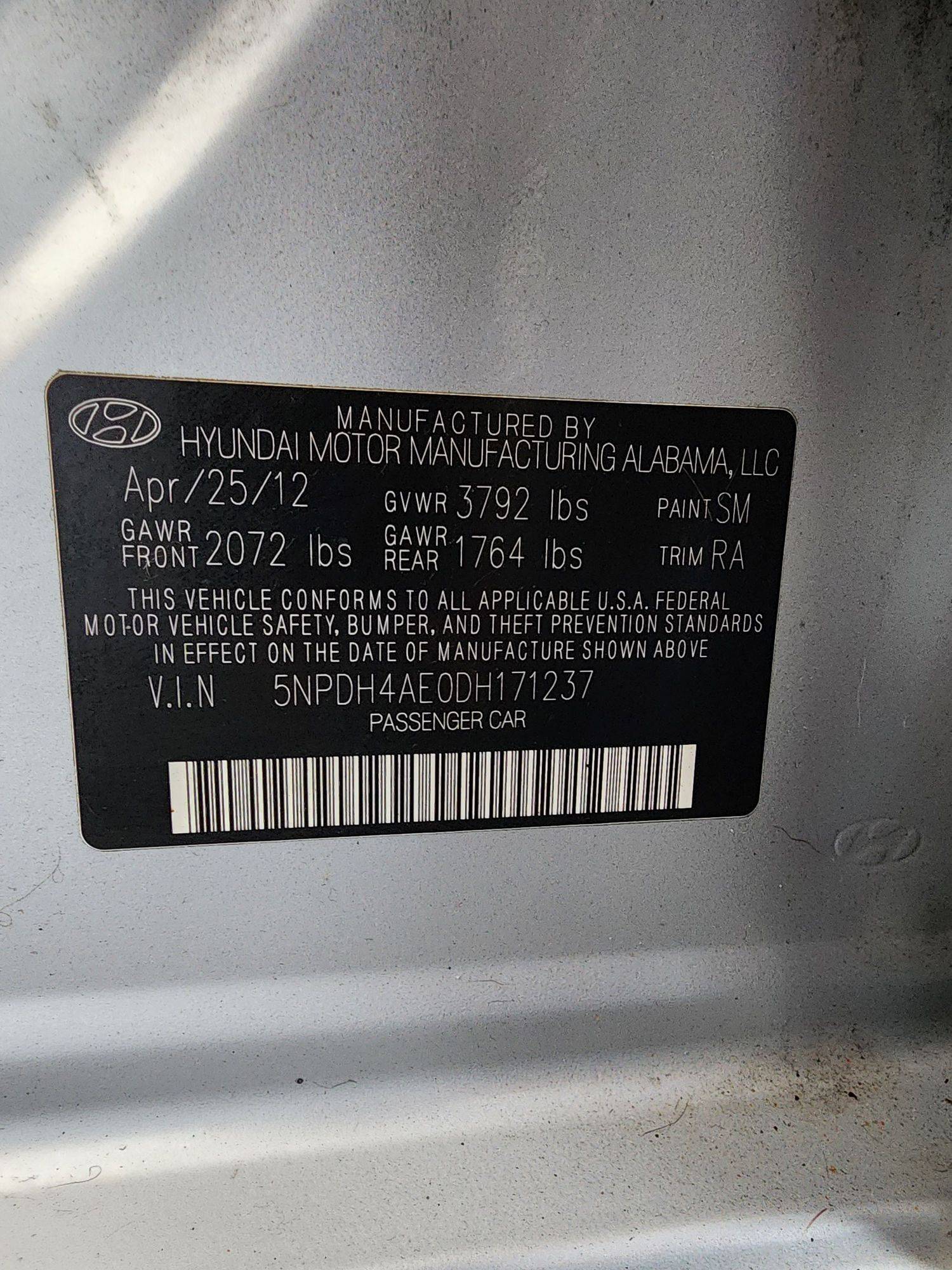 2013 HYUNDAI ELANTRA — 152231 Miles — Lot 71237 — Souq - Marhaba Auctions Used Cars - Image 9