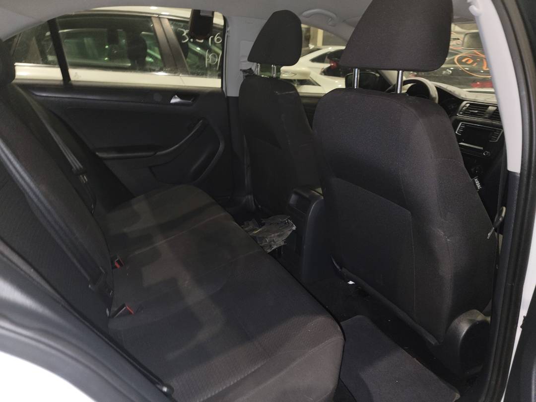 2016 VOLKSWAGEN JETTA — 105500 Miles — Lot 37796875 - Marhaba Auctions Used Cars - Image 5