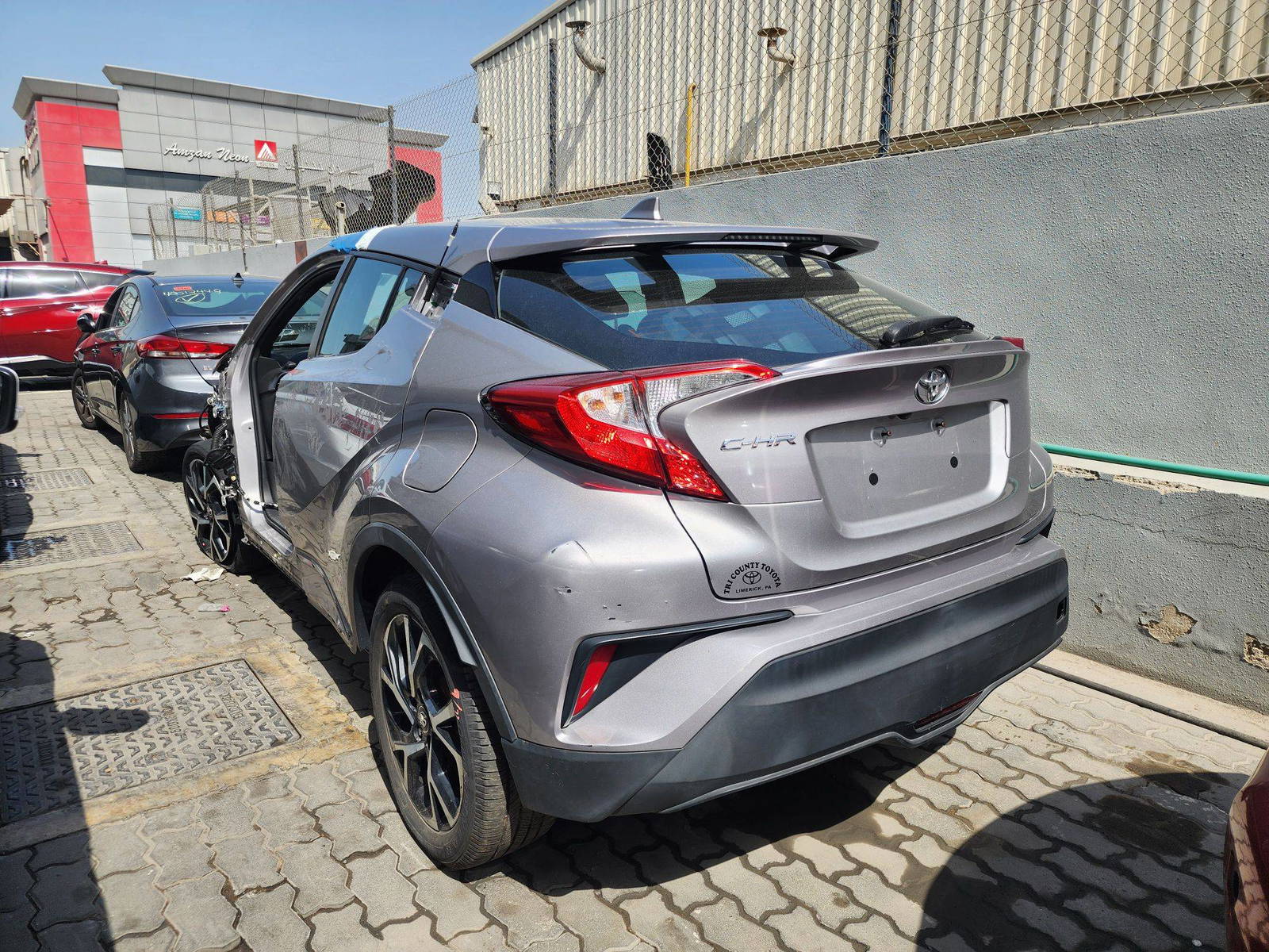 2018 TOYOTA C-HR — 141902 Miles — Lot JR047163 — Main - Marhaba Auctions Used Cars - Image 3