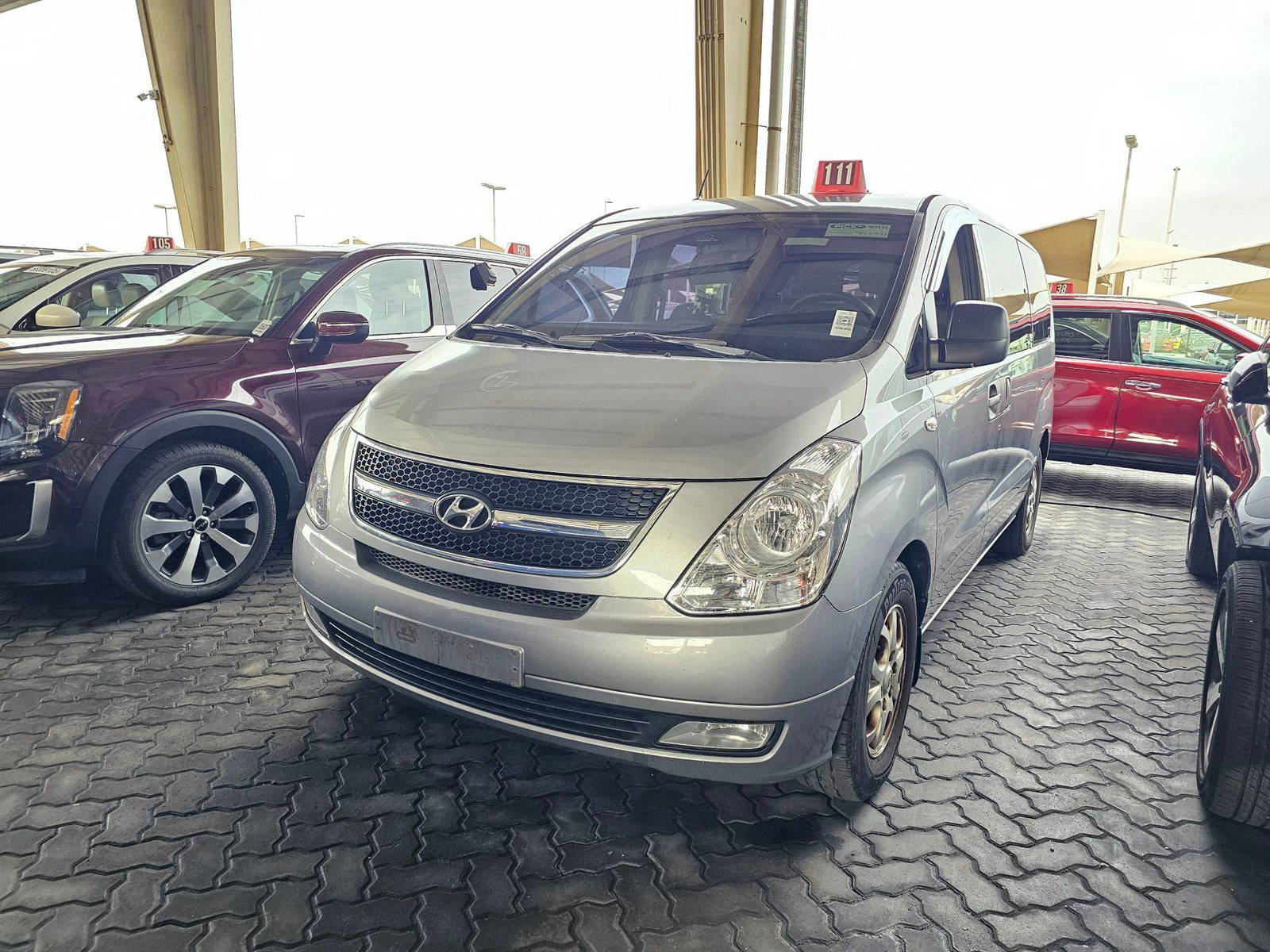 2016 HYUNDAI GRAND STAREX — 270335 KM — Lot 746203 — Souq - Marhaba Auctions Used Cars - Image 6