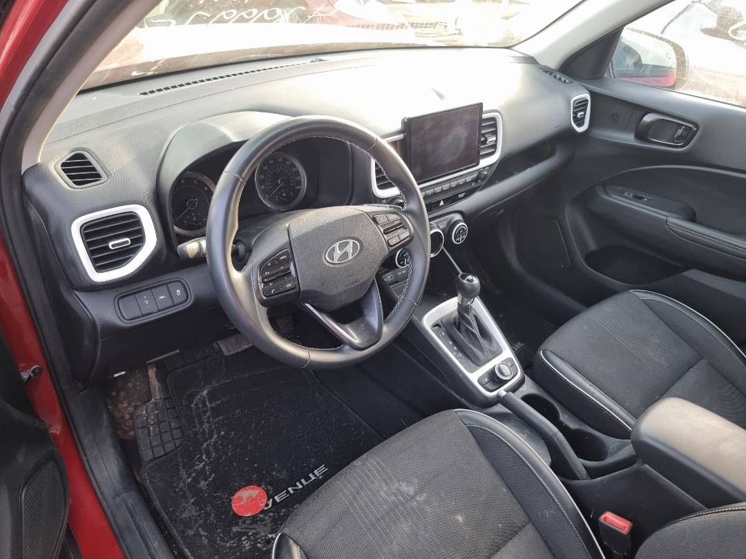 HYUNDAI VENUE SE 2022 - Marhaba Auction Used Cars - Image 7