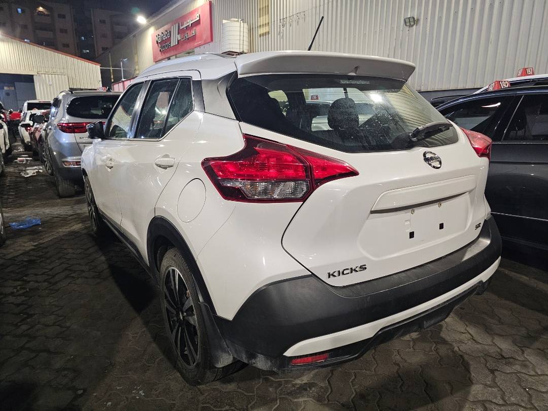 2019 NISSAN KICKS — 101468 Miles — Lot L560697 — Ind. 12 - Marhaba Auctions Used Cars - Image 3