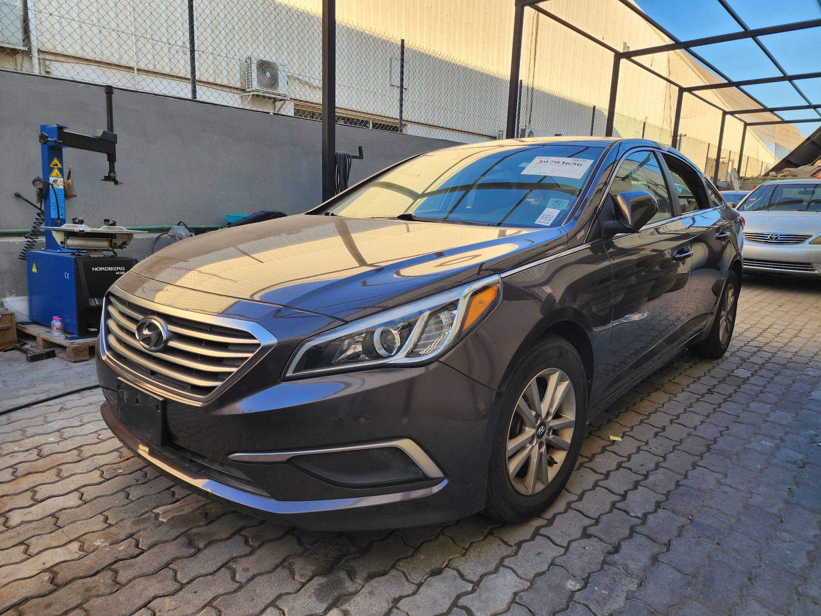 2016 HYUNDAI SONATA — 106236 Miles — Lot 366766 — Al Quoz - Marhaba Auctions Used Cars - Image 6