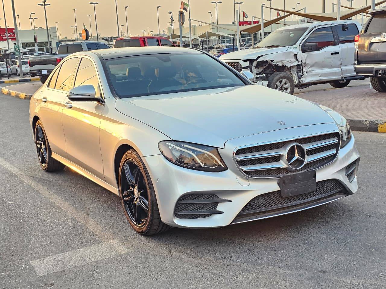 2017 MERCEDES BENZ E-300 — 43477 Miles — Lot A046531 — Souq - Marhaba Auctions Used Cars - Image 5