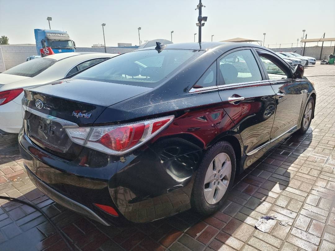 2012 HYUNDAI SONATA — 157170 Miles — Lot 214587 — Ind. 12 - Marhaba Auctions Used Cars - Image 4