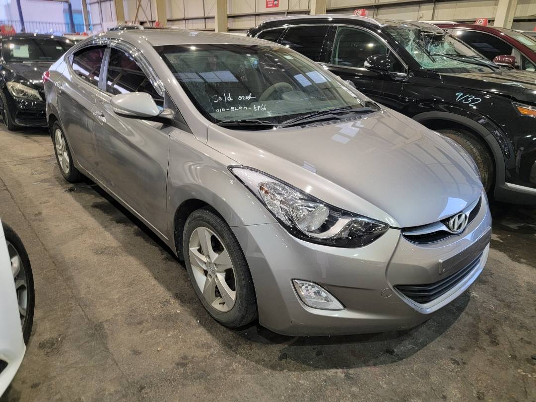 2012 HYUNDAI AVANTE — 204277 KM — Lot 390961 — Souq - Marhaba Auctions Used Cars - Image 4