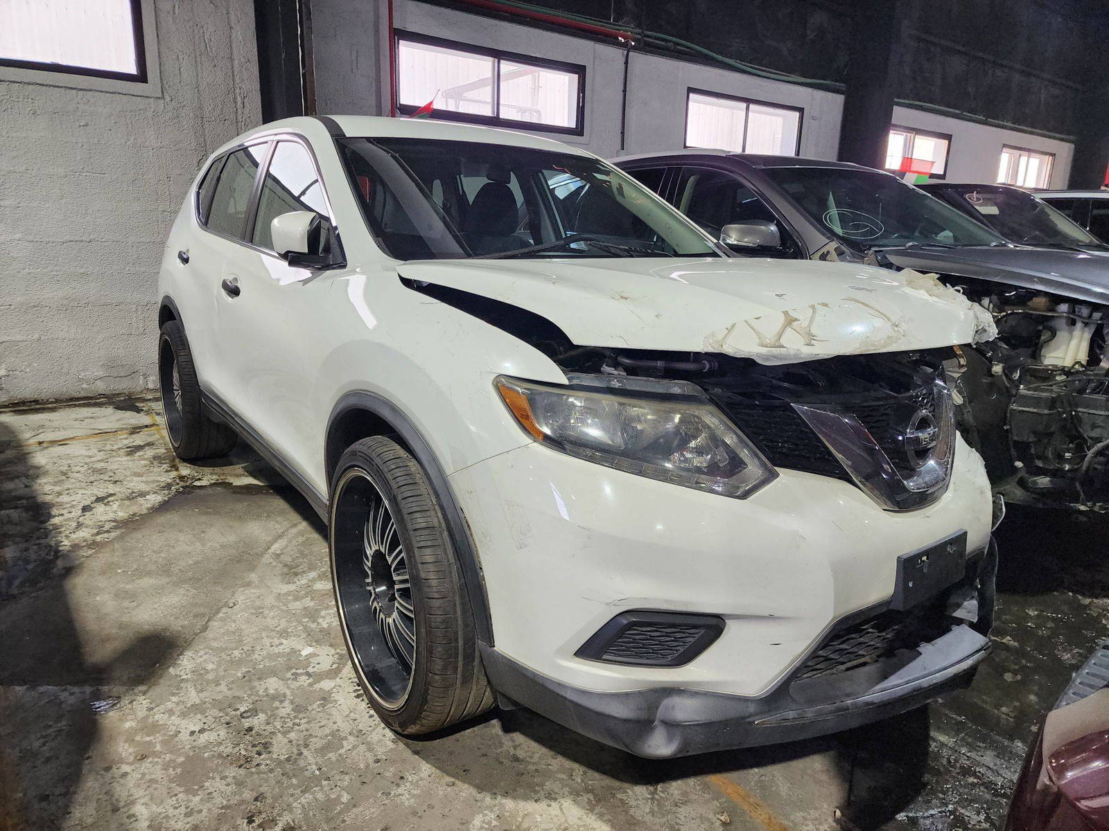 2016 NISSAN ROGUE — 147277 Miles — Lot 676546 — Al Quoz - Marhaba Auctions Used Cars - Image 3