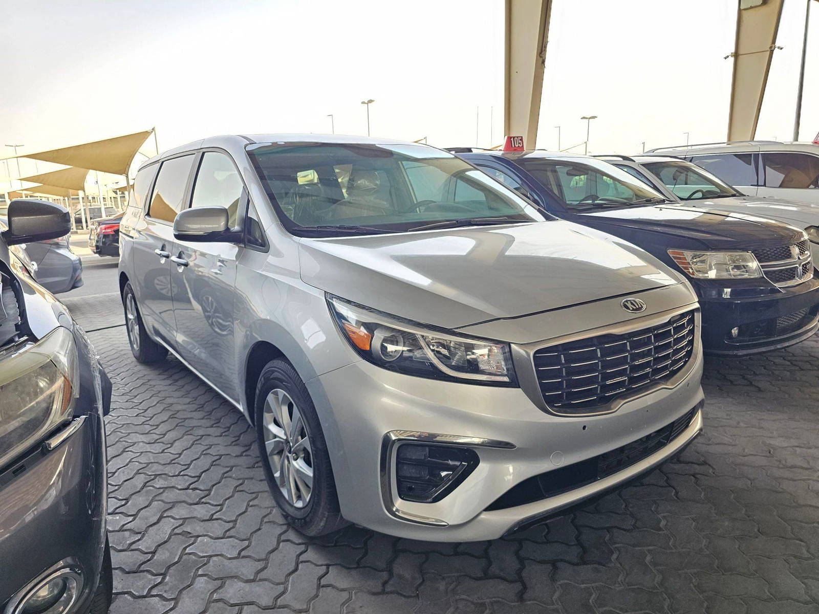 2019 KIA SEDONA — 27432 Miles — Lot 0K6522933 — Souq - Marhaba Auctions Used Cars - Image 4