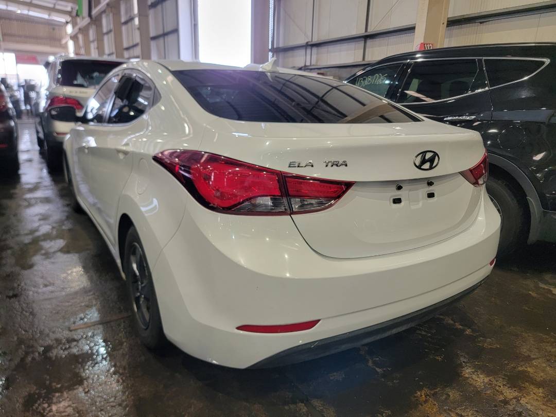 2015 HYUNDAI ELANTRA — 190098 Miles — Lot E4FH635181 — Main - Marhaba Auctions Used Cars - Image 3