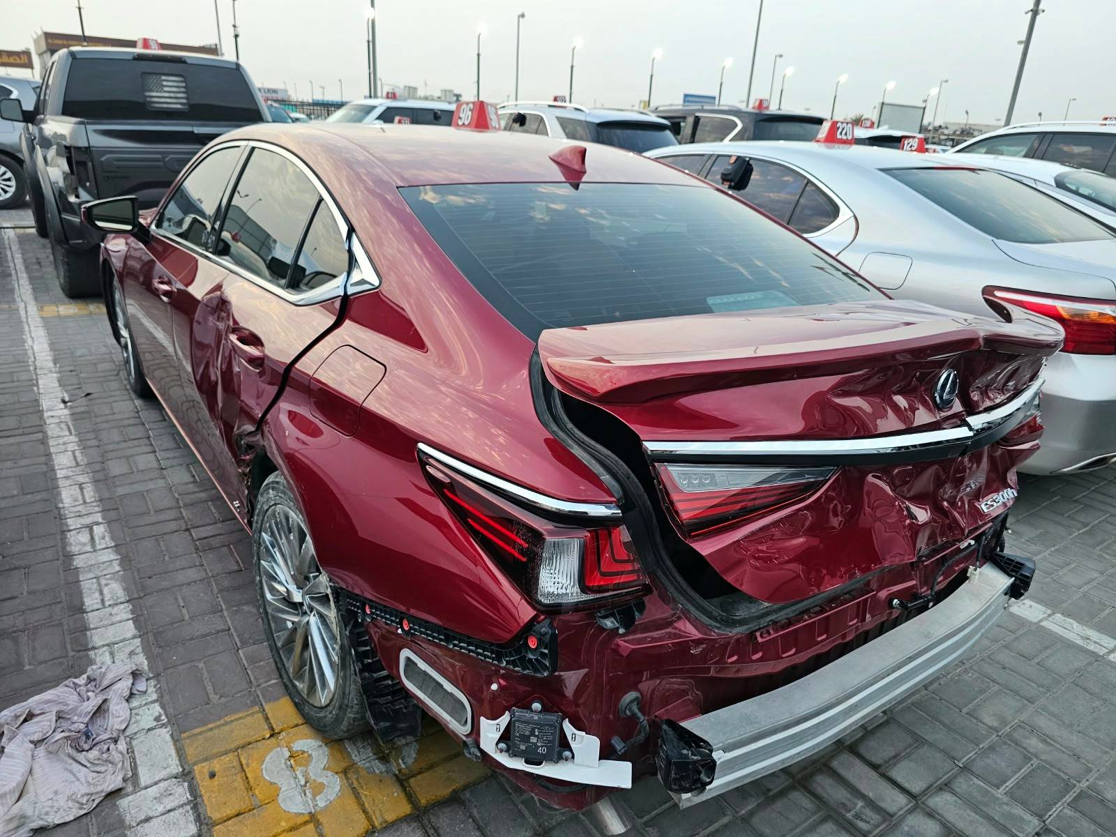 2022 LEXUS ES 300H — 12235 Miles — Lot NU023174 - Marhaba Auctions Used Cars - Image 9