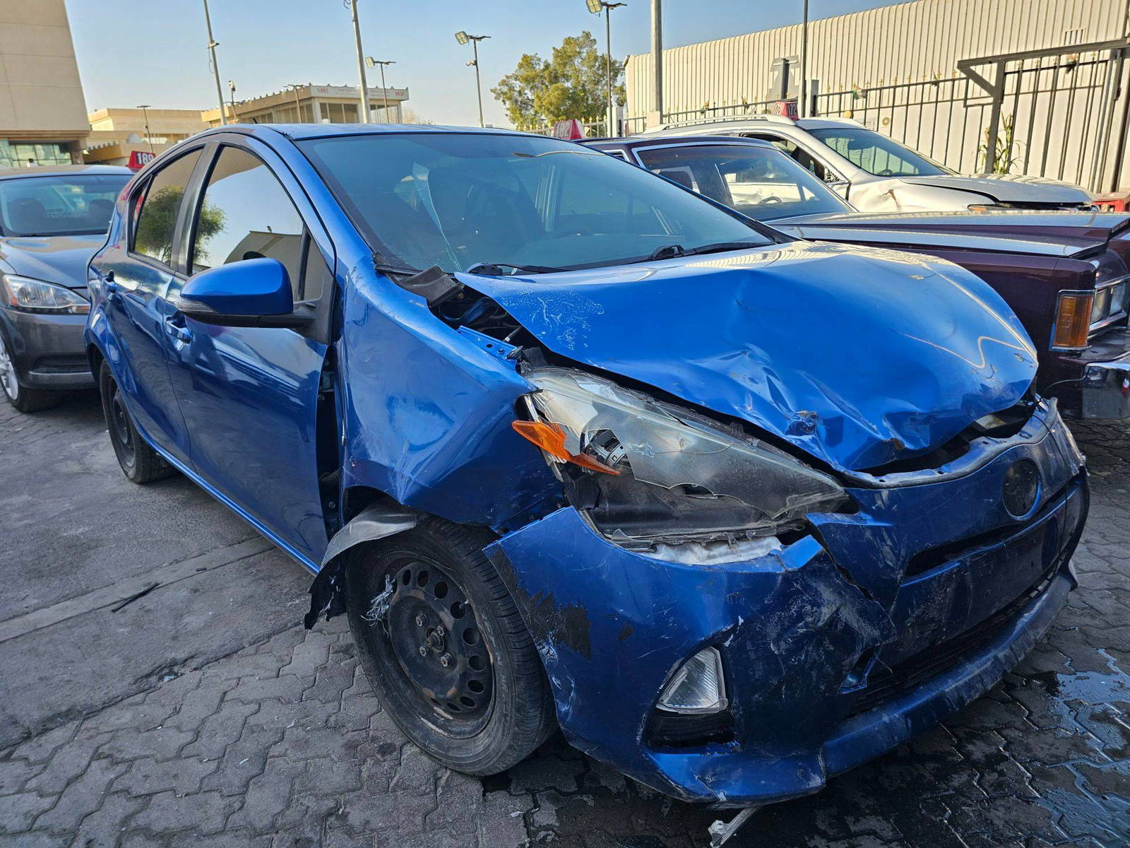 TOYOTA PRIUS C 2013 - Marhaba Auction Used Cars - Image 4