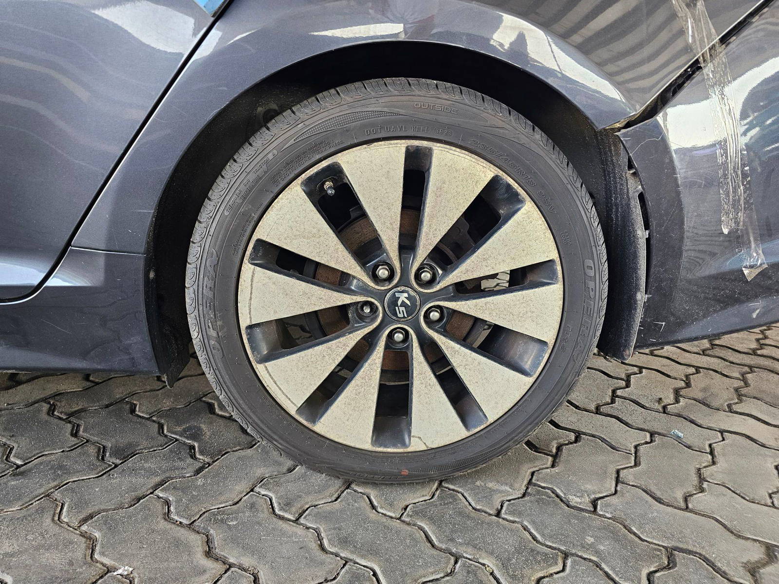 2013 KIA K5 — 222312 KM — Lot 320763 — Souq - Marhaba Auctions Used Cars - Image 10