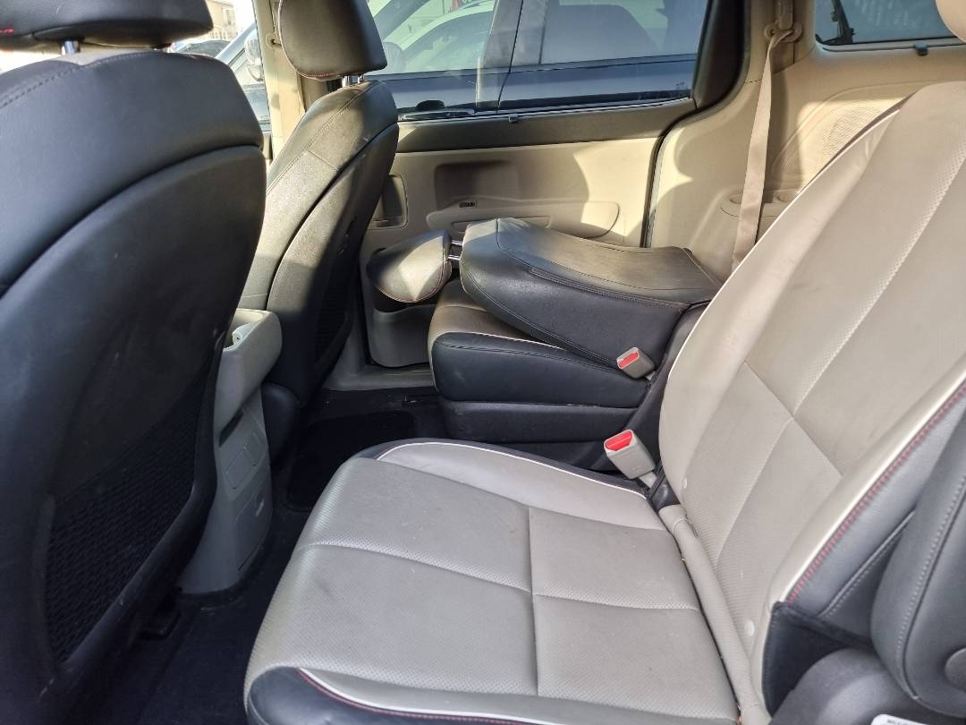 2017 KIA SEDONA — 91068 Miles — Lot 125487 — Ind. 12 - Marhaba Auctions Used Cars - Image 7