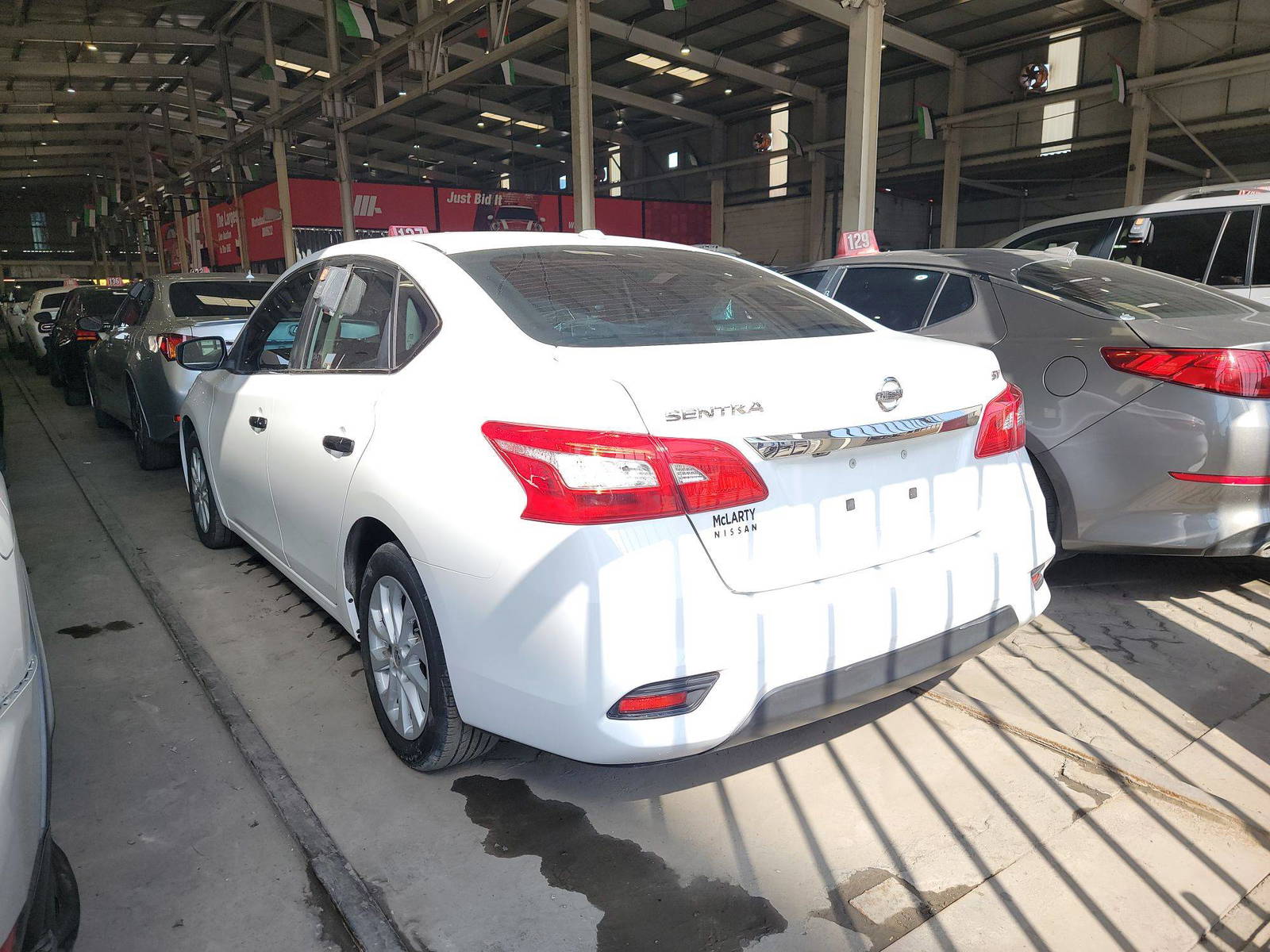 2019 NISSAN SENTRA — 199947 Miles — Lot 7AP5KY369502 — Souq - Marhaba Auctions Used Cars - Image 5