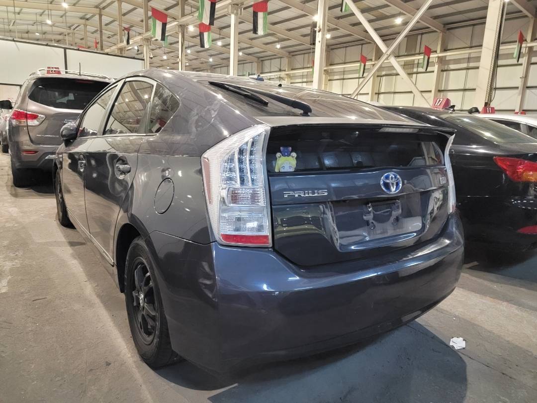 2011 TOYOTA PRIUS — 140238 Miles — Lot DUXB0299072 — Main - Marhaba Auctions Used Cars - Image 4