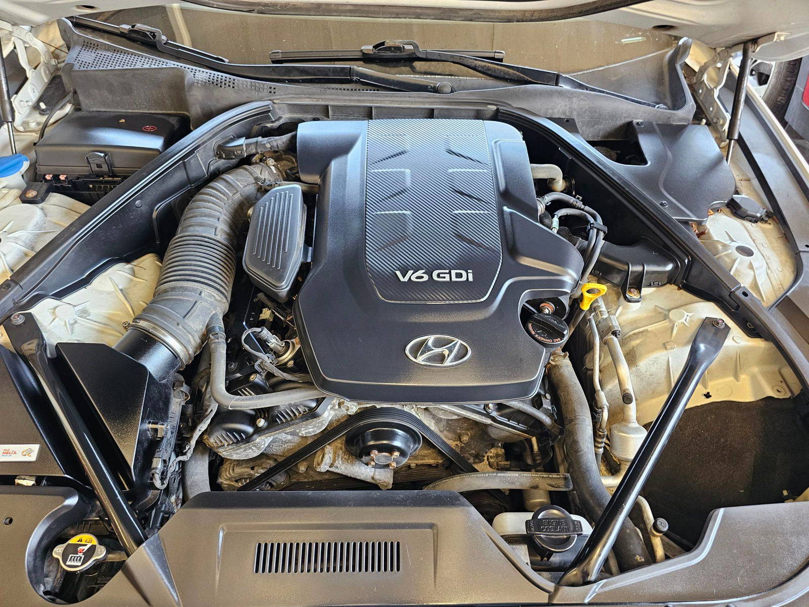 HYUNDAI GENESIS 2016 - Marhaba Auction Used Cars - Image 12