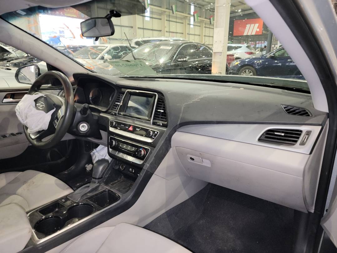 2018 HYUNDAI SONATA — 133873 Miles — Lot 700572 - Marhaba Auctions Used Cars - Image 5