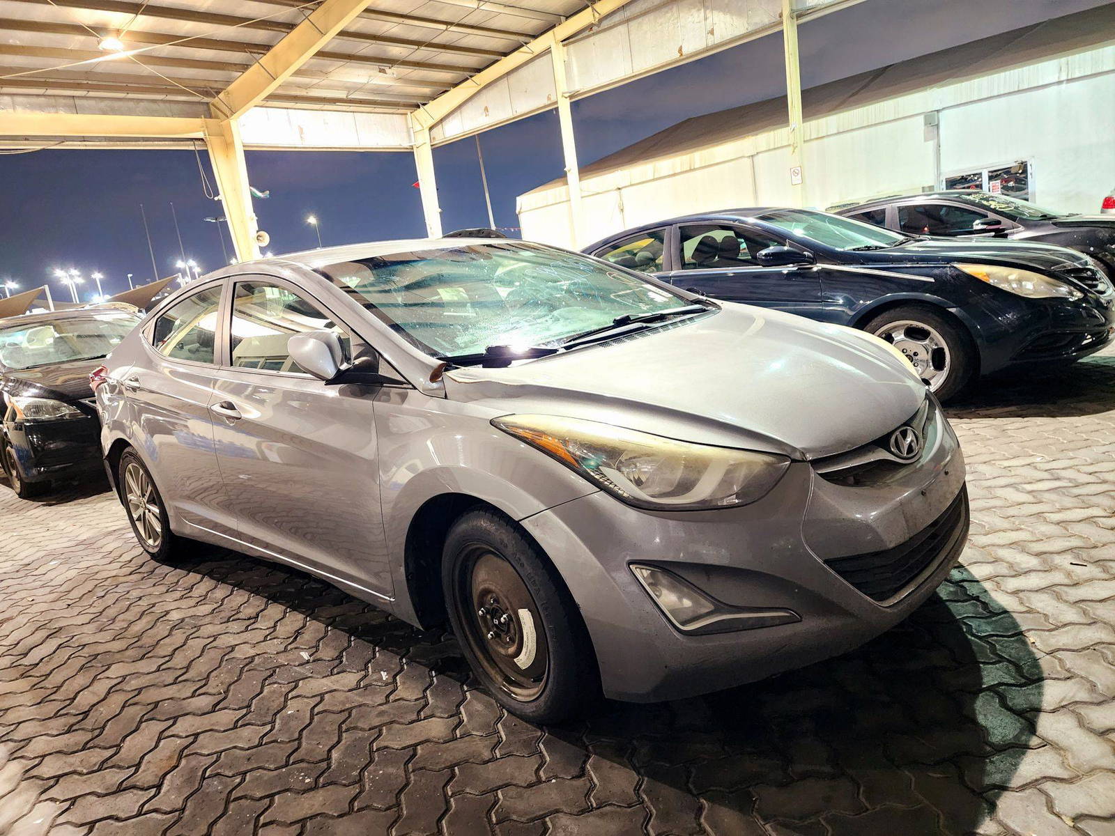 2014 HYUNDAI ELANTRA — 227420 Miles — Lot 2EU093319 — Souq - Marhaba Auctions Used Cars - Image 4