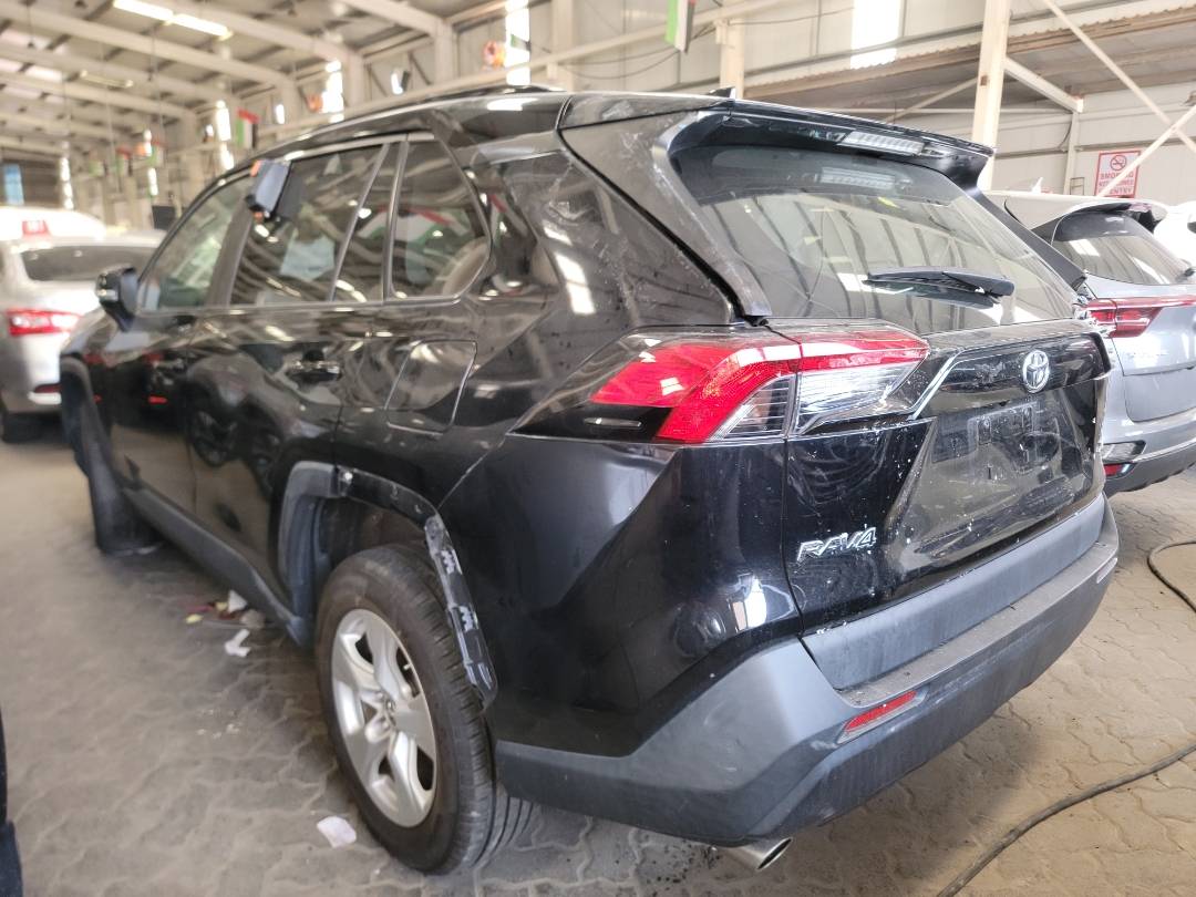 2019 TOYOTA RAV4 — 81755 Miles — Lot 37735174 - Marhaba Auctions Used Cars - Image 10