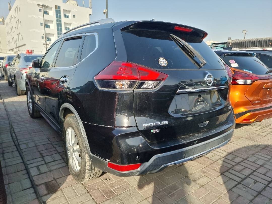 2020 NISSAN ROGUE — 152127 Miles — Lot 214587 — Souq - Marhaba Auctions Used Cars - Image 3