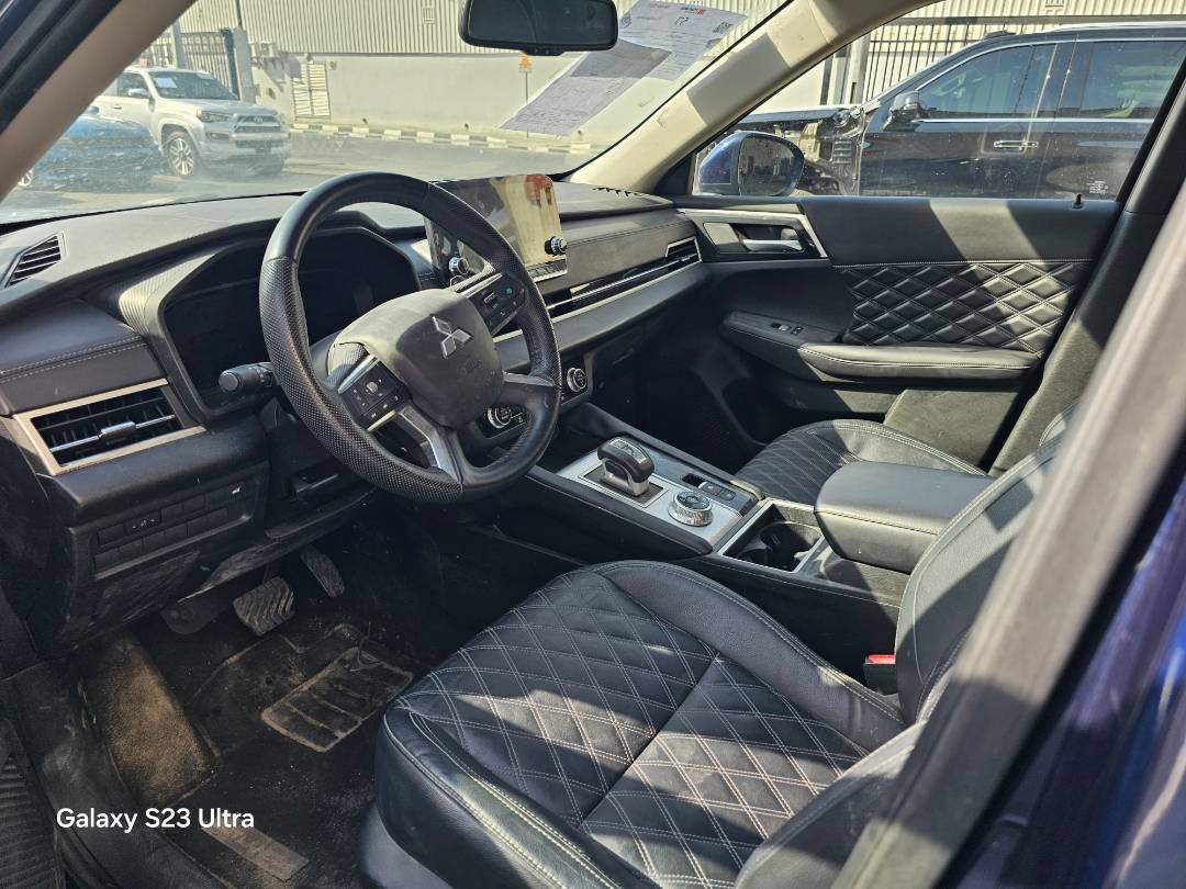2023 MITSUBISHI OUTLANDER — 20355 Miles — Lot 36800 — Main - Marhaba Auctions Used Cars - Image 8