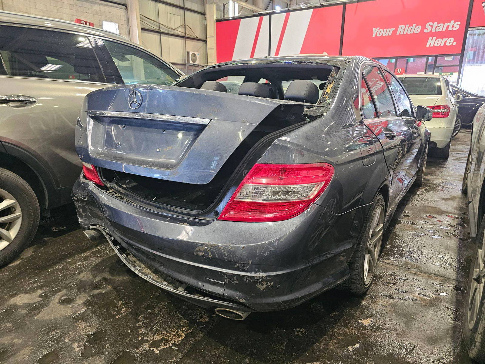 MERCEDES BENZ C300 2011 - Marhaba Auction Used Cars - Image 4