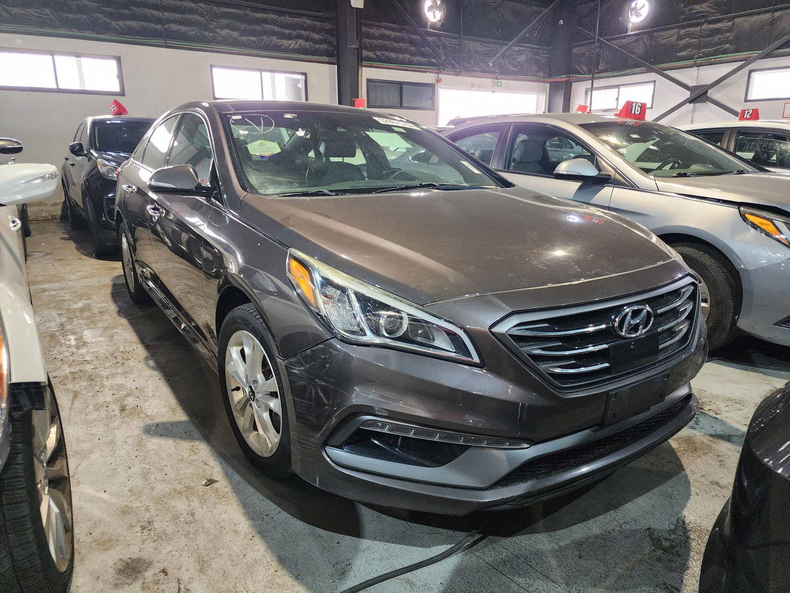 2017 HYUNDAI SONATA — 184279 KM — Lot 52807525 — Souq - Marhaba Auctions Used Cars - Image 6